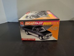 Dodge Ram 2500 1/25 AMT ERTL Model Kit NEW Unbuilt 6199