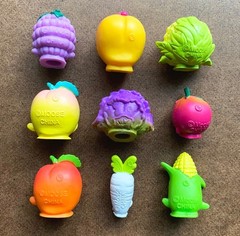 SHOPKINS Fruits & Vegetables 9 Figure Colorful Mixed Toy Lot! Moose Enterprise