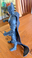 Vintage 5 1/2″ Inch plastic/Moveable Batman Action Figure w/Cloth Cape. DC Comic