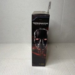 NECA Terminator Dark Fate T-800 7 Inch Action Figure 51925