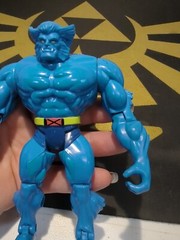 ToyBiz X-Men Battle Ravaged Wolverine 1994 & Mutant Flipping Power Beast 1995