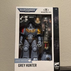 McFARLANE toys Warhammer 40k space wolves grey hunter