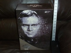 STEVE MCQUEEN CAPT VIRGIL HILTS THE GREAT ESCAPE DELUXE STAR ACE 1/6TH SCALE