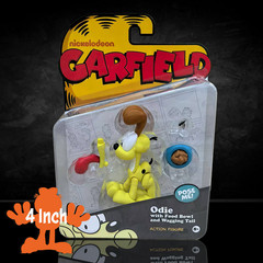 Garfield Wave 1 Odie Action Figure – 17 Points of Articulation with Accessories