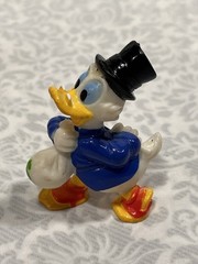 Disney Duck Tales Scrooge McDuck 2.25″ Tall PVC Figure 1991 Kellogg’s