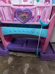 DISNEY JUNIOR DOC MCSTUFFINS ALL IN ONE NURSERY PLAYSET, INTERACTIVE TOY, EUC