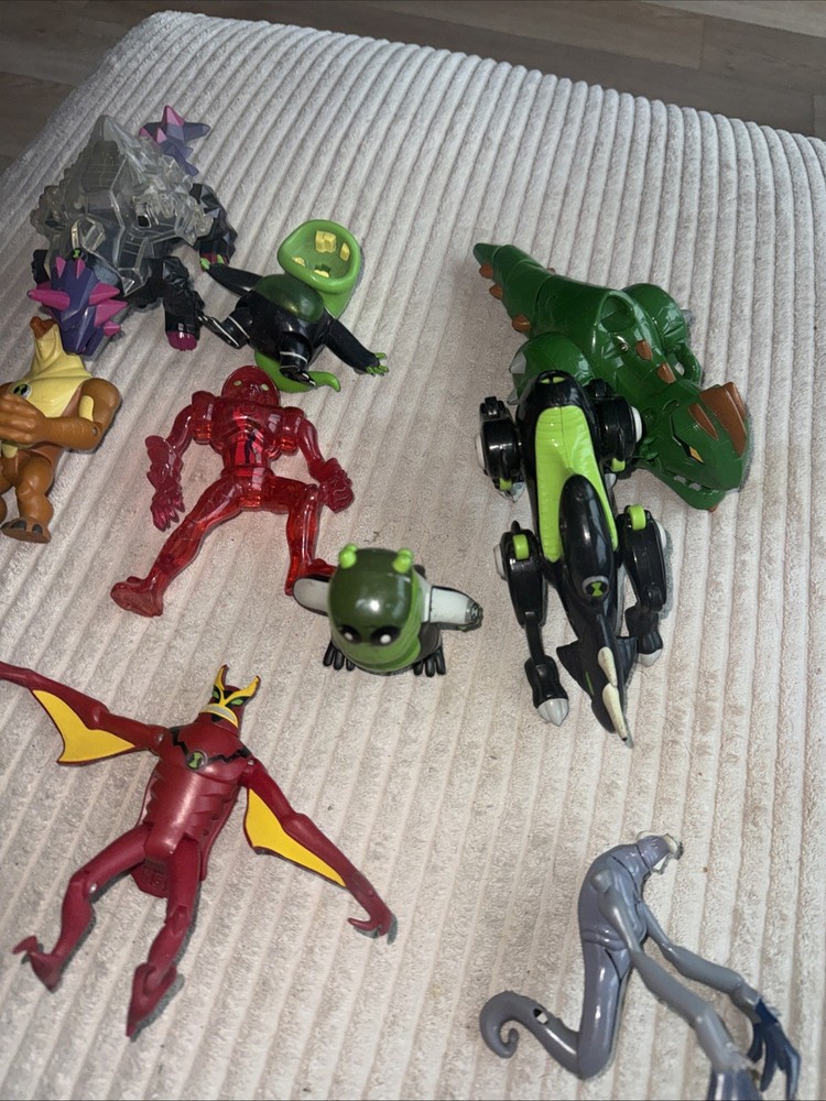 BEN 10 Lot Bandai lot Alien Force Ultimate Original 2009- 2012 Missing Pieces