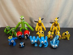15x Rainbow Friends Figure Lot, PhatMojo / Roy & Charcle LLC (Roblox), All Shown