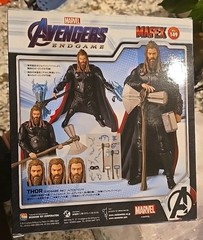MAFEX Avengers Endgame Thor No. 149 Medicom Authentic Opened Not Displayed