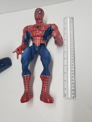 *WORKS* Marvel 2002 SpiderMan Kicking Punching 13″ Hero Action Figure Tobey