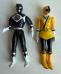 VINTAGE MMPR Power Rangers Figure Lot of 6 Black Red Yellow 4″ RARE LOOK!