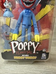 Poppy Playtime – Scary Huggy Wuggy – 5 inch Action Figure (Series 1) by PhatMojo