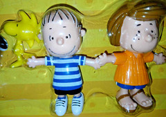 “THE PEANUTS COLLECTION”-Boxed Set of (6) Fig.s-Bend/Pose-NJ Croce PRESTINE -NEW