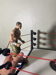 Mattel WWE RAW Smackdown Wrestling Ring Arena Spring Loaded 2010 Toy Playset