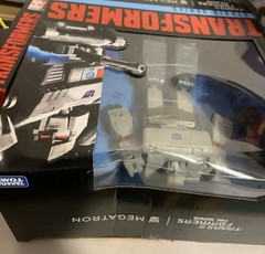 Transformers BUMBLEBEE & MEGATRON Studio Series 86 Leader SS86 *BOX NOT MINT!