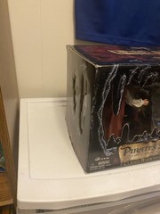 Pirates of Caribbean Curse of Black Pearl: NECA Cursed Barbossa vs. Sparrow READ