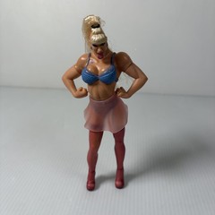 1998 Jakks Pacific WWF Luna Vachon Grudge Match Action Figure w/ Skirt