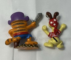 Vintage Garfield In Disguise Halloween Pirate Adventure Odie 1986 Figures Bully