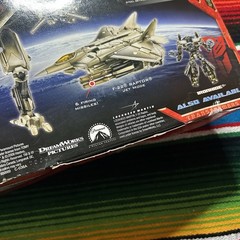 Hasbro Transformers Movie 2007 Voyager Class – Decepticon Starscream NEW