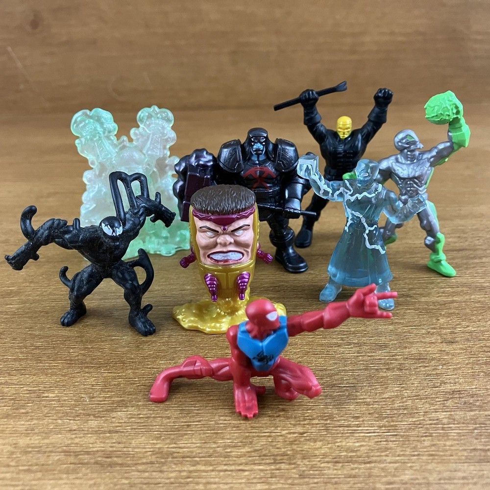 Marvel 500 Micro Figure Lot of 8 Mysterio Cosmic Cube Red Skull Scarlet Spider
