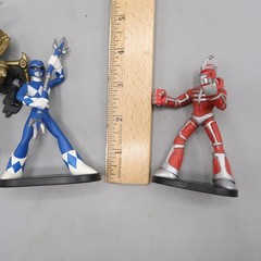 Lot of 3 Funko Power Rangers Hero World Series Red, Blue, and Goldar Figure base