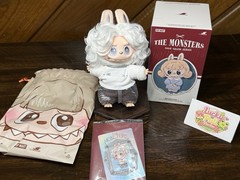 POPMART THE MONSTER Hair Salon Series Vinyl Plush Pendant – SECRET Hazy Noise ✨
