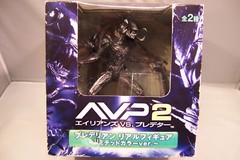 ALIEN VS PREDATOR 2: BLACK PREDALIEN 8 inch DELUXE ACTION FIGURE AVP REQUIEM NEW