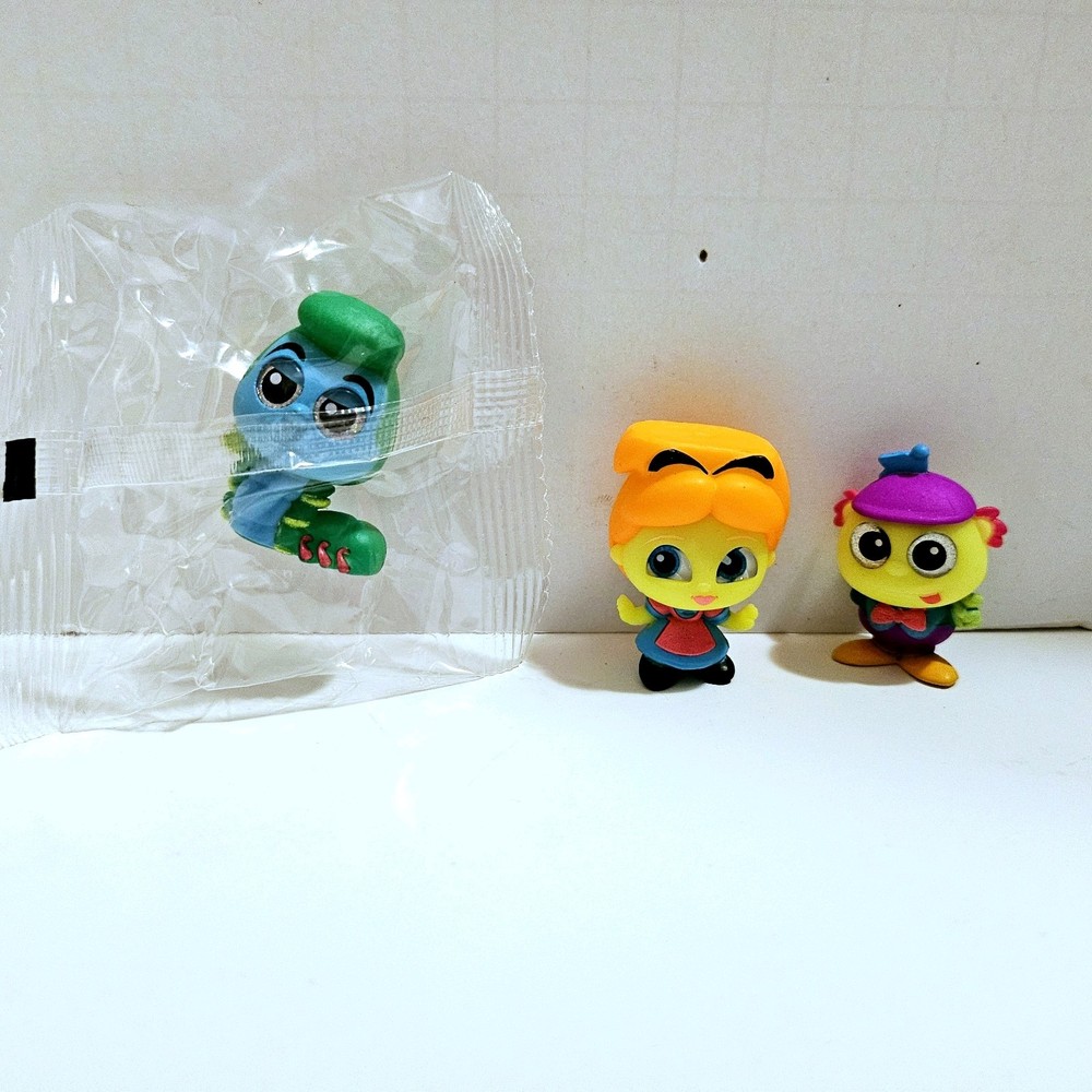 BLACKLIGHT NEON SET ALICE CATERPILLAR TWEEDLE DUM DISNEY DOORABLES MINI FIGURE