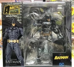Amazing Yamaguchi Revoltech NO.009 Batman 16CM Action Figure Gift NEW IN BOX New