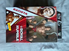 WWE Elite Royal Rumble Batista new im box defender case
