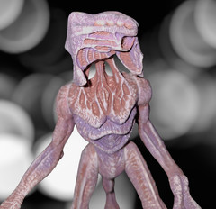Star Trek: Voyager Borg Designated ‘Species 8472’ Vtg POA Fluidic Space Alien