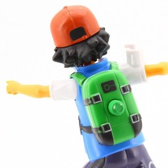 Pokémon 4.5″ Battle Feature Ash Ketchum Action Figure Jazwares 2021