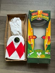 Mighty Morphin Power Rangers Red Ranger Sound Effect Gloves In Original Box