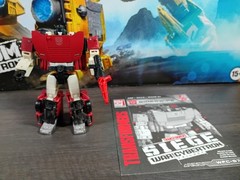 Transformer War For Cybertron S.I.E.G.E Sideswipe Used Complete