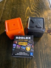 Roblox Celebrity Series 8 9 10 -Figure With Unused Code ~ You Choose