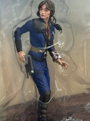 Movie Maniacs Fallout 4-Pack 6″ Action Figures New In Damaged Box!