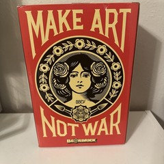Shepard Fairey Obey x Bearbrick 400% 100% Make Art Not War 2023 Designercon EX