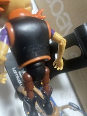 2 Figures Showdown Bandit Action 5″ Figure Series 1 Phatmojo LLC Kindly Beast