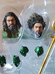 Medicom MAFEX No.267 Aquaman Gold & Green Suit Ver. Lost Kingdom Complete W/ Box