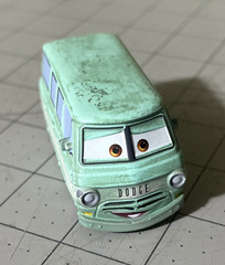 Mattel Disney Pixar Cars 1967 Dodge Dusty Rust-Eze Green 1:55 Die-Cast Toy Van K