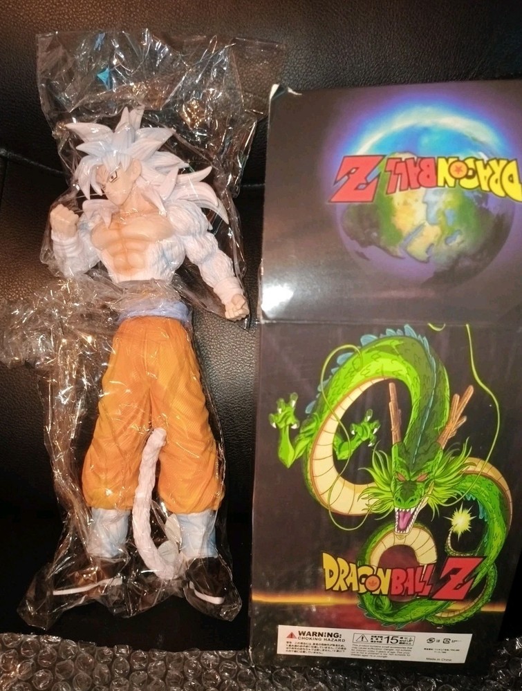 30cm Son Goku Super Saiyan 4 Action Figure – PVC New Open Box