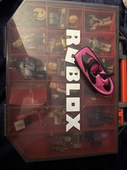 Roblox Jazwares Action Figures Lot 20+ w/ Pizza Delivery Scooter, Goldcannonwing