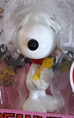 Peanuts Charlie Brown & Snoopy W/Woodstock “Be Mine” Valentines 2” Figures NEW