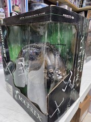 The Matrix Sentinel Figure McFarlane Toys Deluxe Box Set