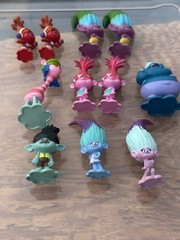 Lot of 11 Hasbro DreamWorks Trolls Movie Mini Figures Doll Toys Mixed Characters