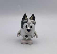 BLUEY FAMILY & FRIENDS You Choose 100+ Figures & Accessories Many Rare!