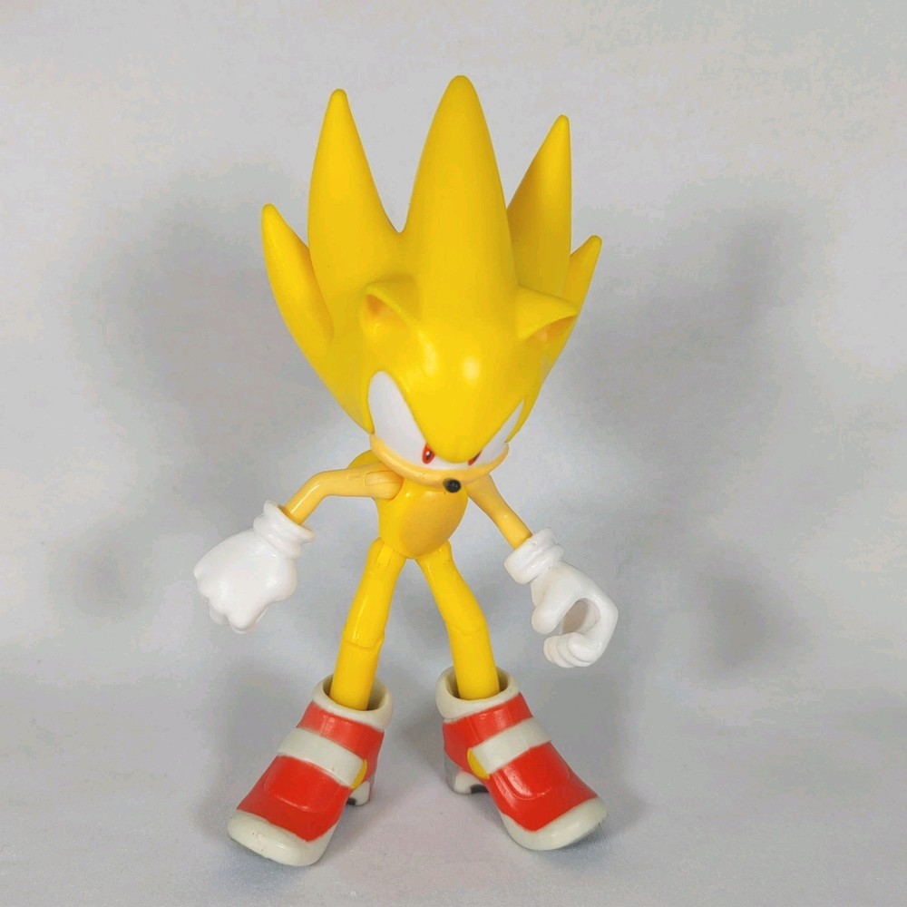 Jakks Pacific Sonic the Hedgehog Yellow Super Sonic 4″ Poseable Action Figure