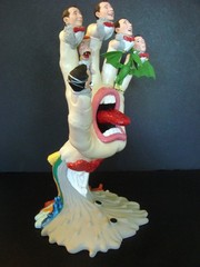PEE-WEE HERMAN SCREAMS HAND Custom Kidrobot Santa Cruz Screaming Hand Figure