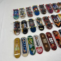 Tech Deck & Hot Wheels Fingerboards Lot of 33 Boards Vintage & Modern!
