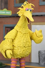 NECA Sesame Street Presents 11″ Big Bird Ultimate Action FIgure Feature Letter B